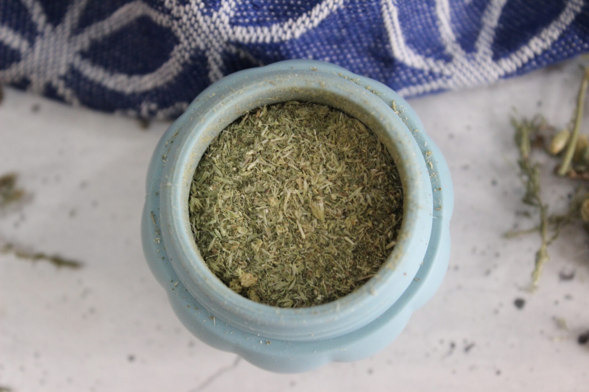 DIY Yarrow Styptic Powder (To Stop Minor Bleeding)