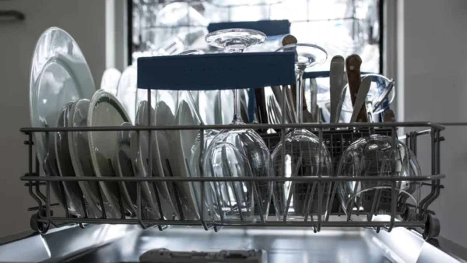 14 Things Professional Organizers Would Remove From Your Kitchen Cabinets