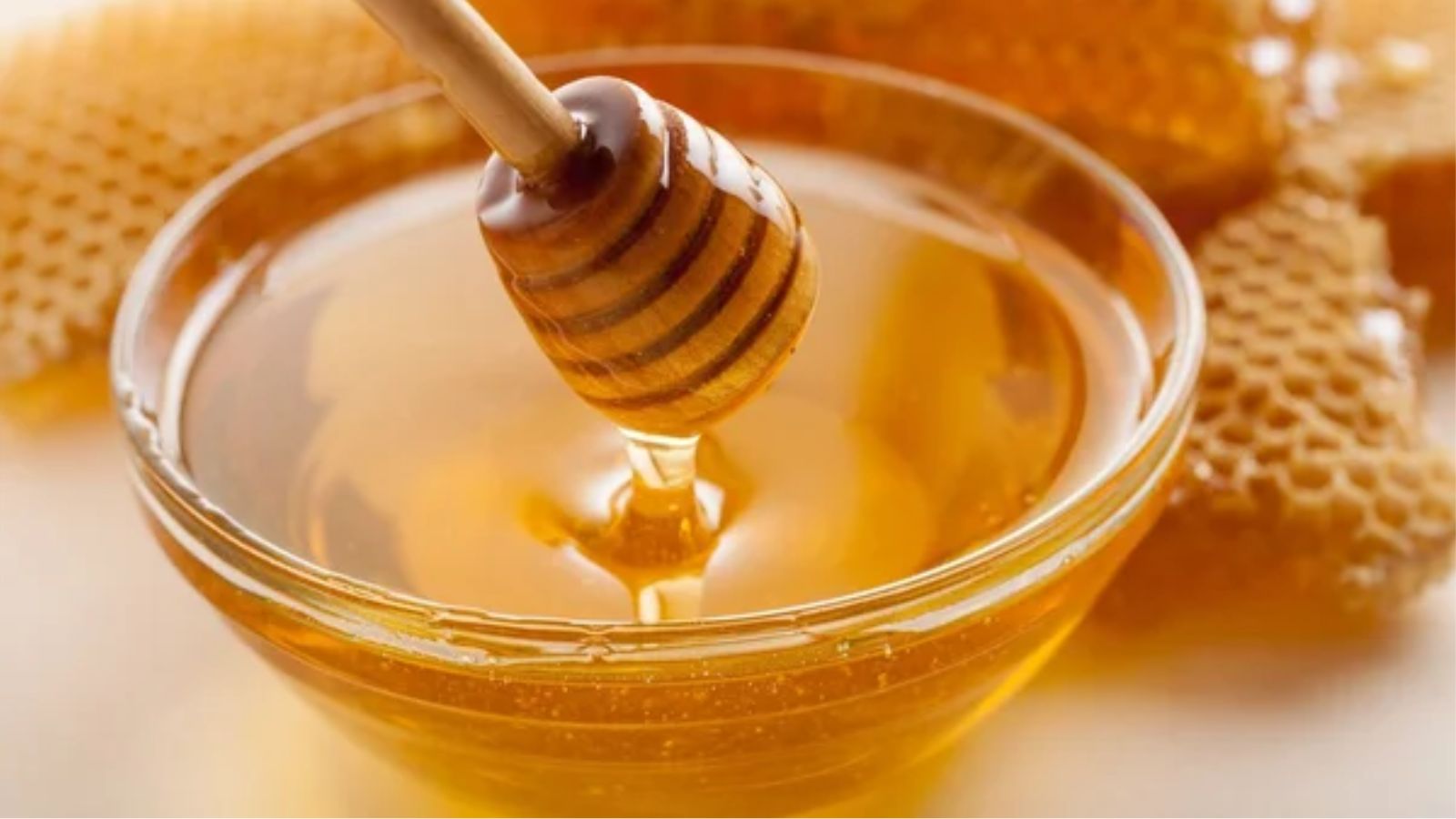 15 Pantry Staples You Should Check Right Now—They May Already Be Expired