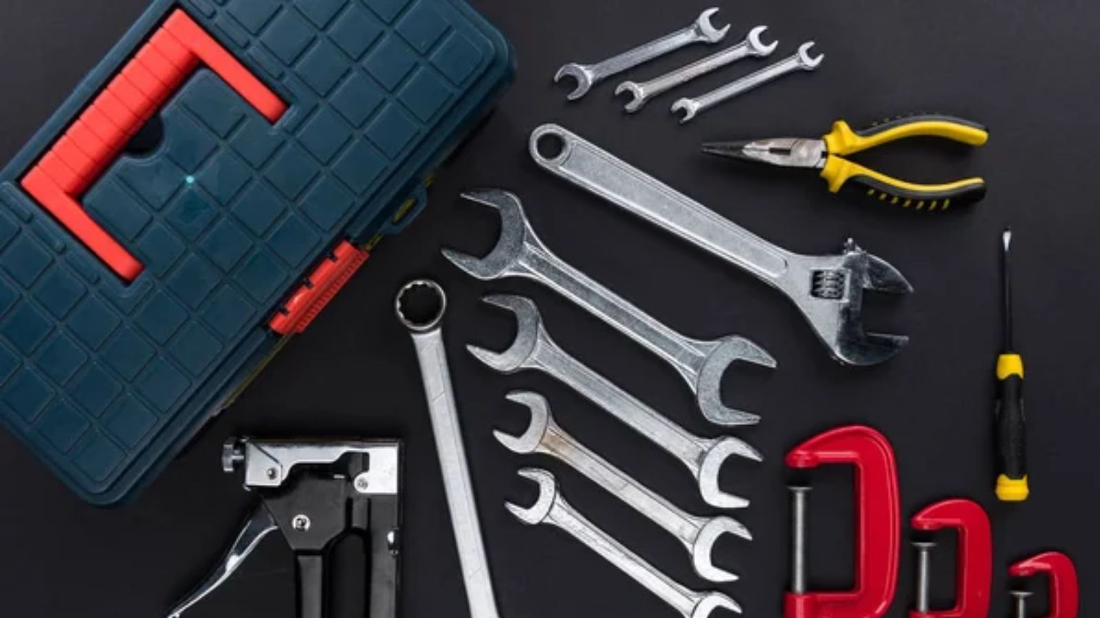 15 Prepper Tools That Could Make All the Difference in an Emergency