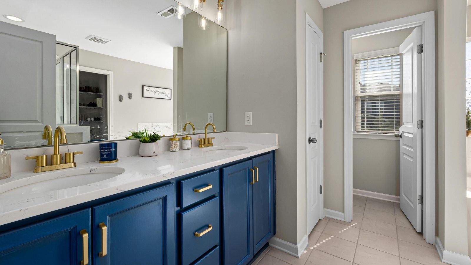 The Bathroom Cabinet Items You Can Safely Toss During Your Next Decluttering Session