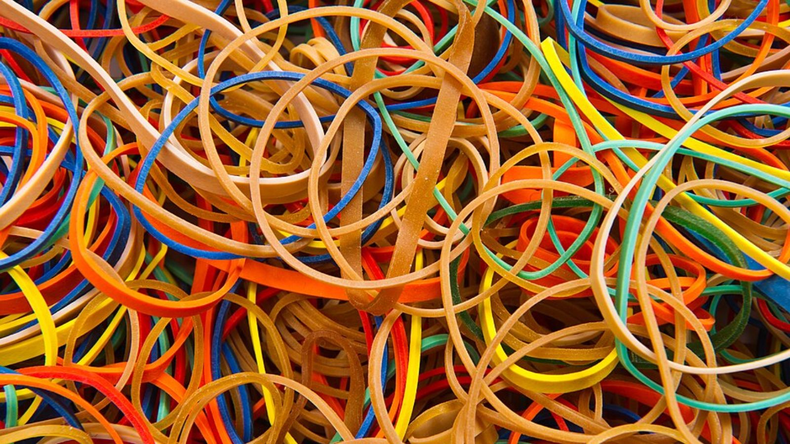 19 Handy Ways to Use Rubber Bands When Supplies Are Limited