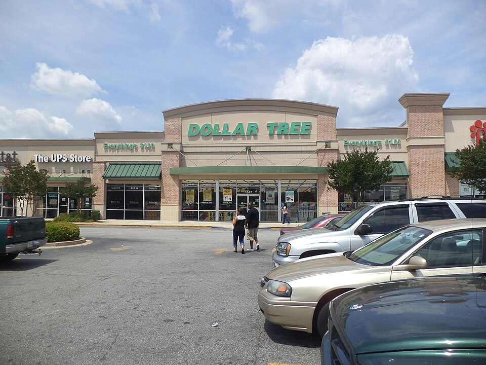 dollar tree store sign